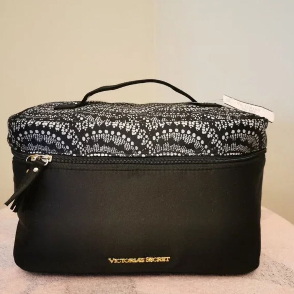 Victoria's Secret Travel Lingerie Bag NWT